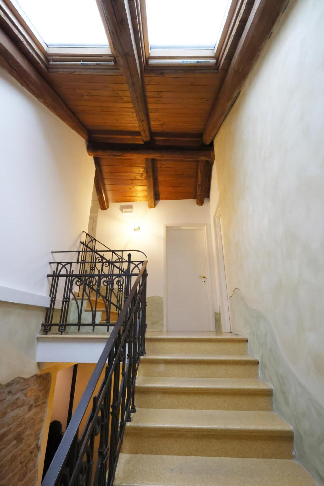 Bed and Breakfast Palazzo Belli Alba  Zewnętrze zdjęcie