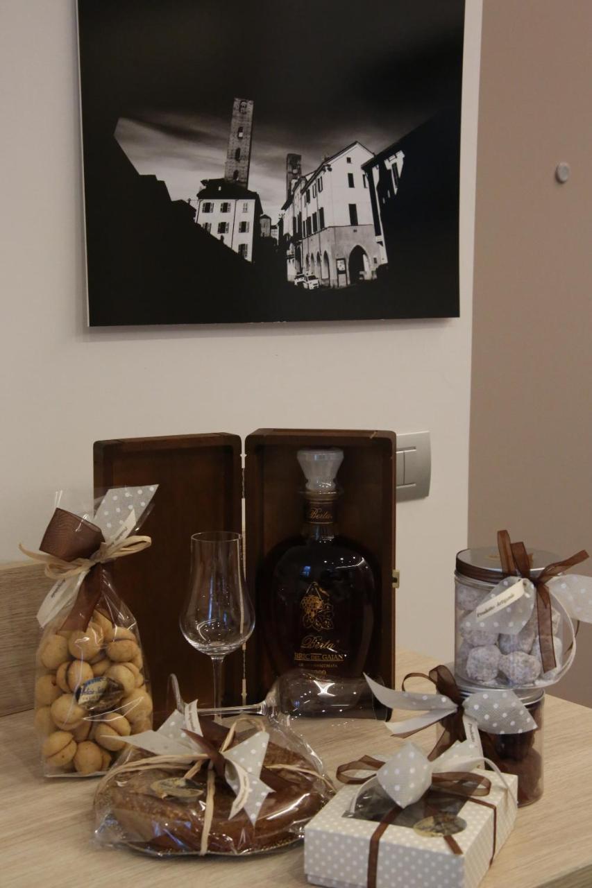 Bed and Breakfast Palazzo Belli Alba  Zewnętrze zdjęcie
