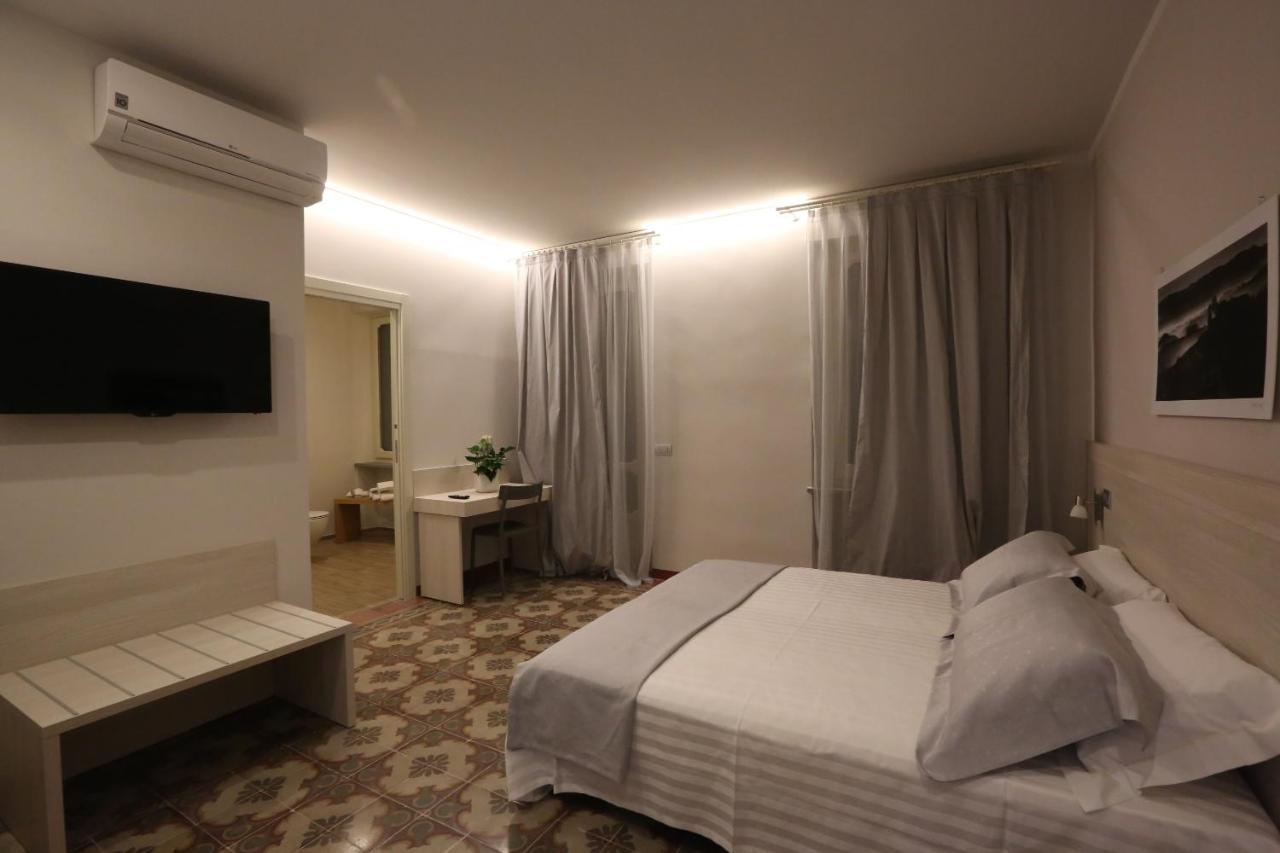 Bed and Breakfast Palazzo Belli Alba  Zewnętrze zdjęcie