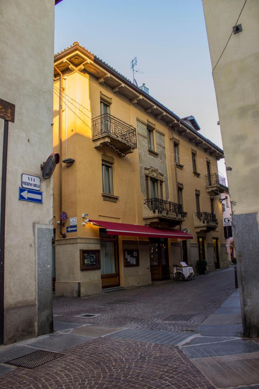Bed and Breakfast Palazzo Belli Alba  Zewnętrze zdjęcie